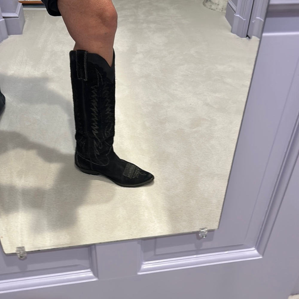 Golden Goose black suede boots w/silver thread worn only a few times. Silver zip